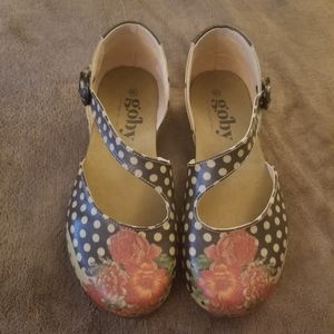 Goby Floral Mary Jane's Size 38